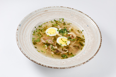 Домашний бульон с лапшой